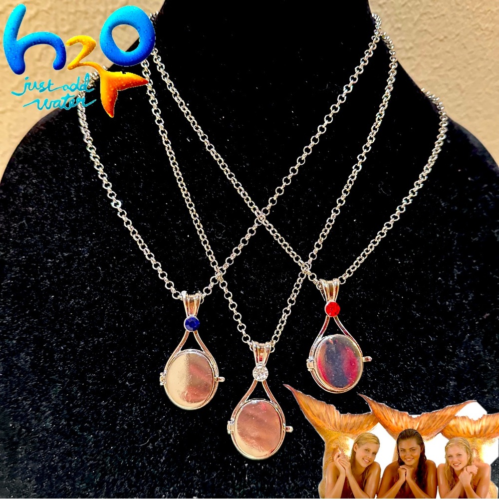 Just add water H2O mako mermaid moon necklace locket Cleo Emma Rikki.